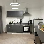 Apartament Modernes Appartementhaus Mit Self-checkin Im Herzen Der Stadt
