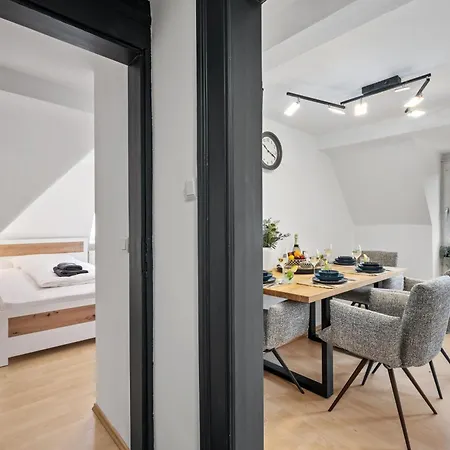 Modernes Appartementhaus Mit Self-checkin Im Herzen Der Stadt