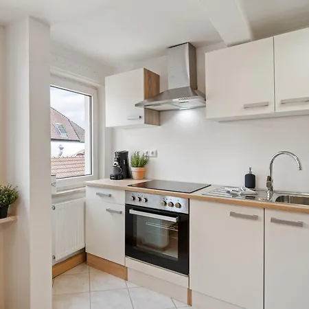 Apartment Modernes Appartementhaus Mit Self-checkin Im Herzen Der Stadt *