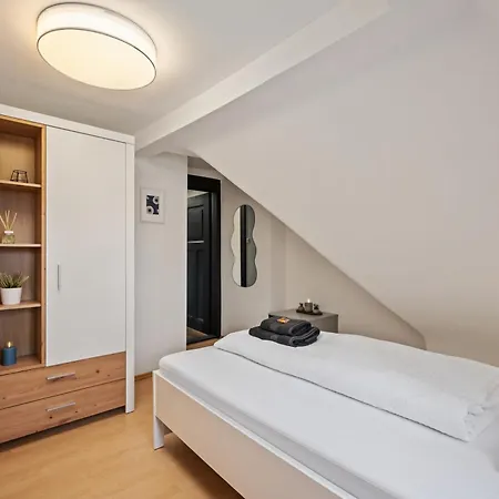 דירה Modernes Appartementhaus Mit Self-checkin Im Herzen Der Stadt *