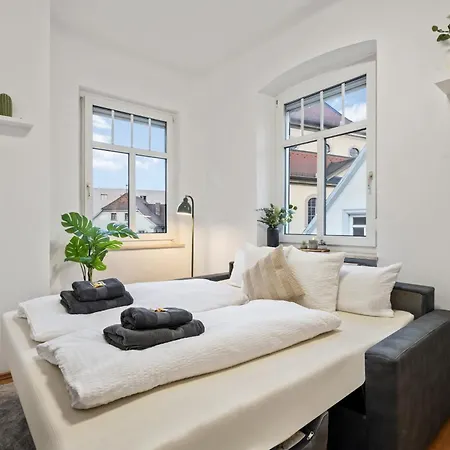 Apartament Modernes Appartementhaus Mit Self-checkin Im Herzen Der Stadt *