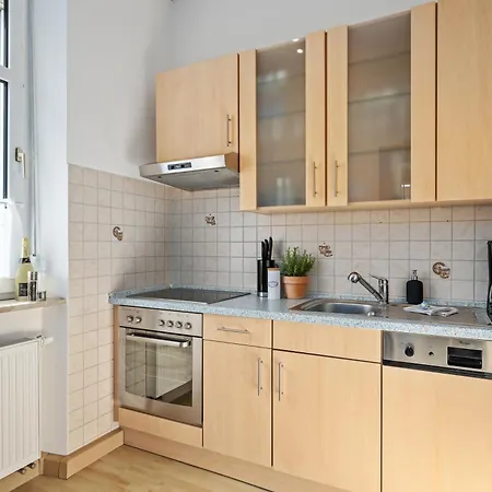 Modernes Appartementhaus Mit Self-checkin Im Herzen Der Stadt